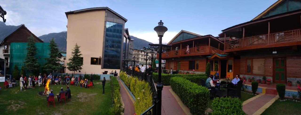 Himalayan Nomad Cottage, Manali ! All 2 Bedroom Independent Cottages ! Personal Lawn Every Cottage ! Parking ! Scenic Mountains View ! Spacious Rooms ! Luaran gambar